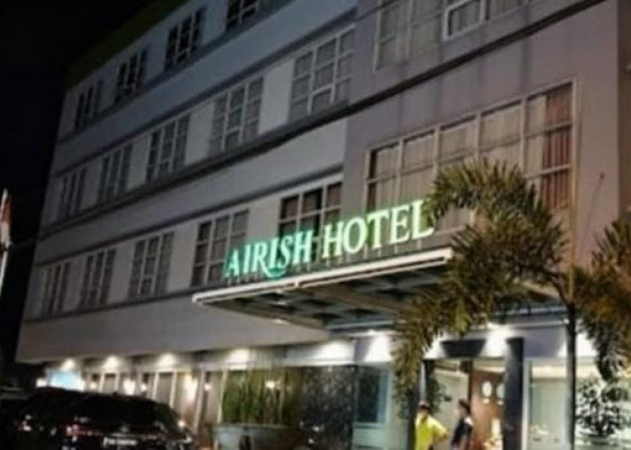 Pengunjung Hotel di Palembang Histeris Lift Anjlok dari Lantai Empat, 20 Menit Terkurung 