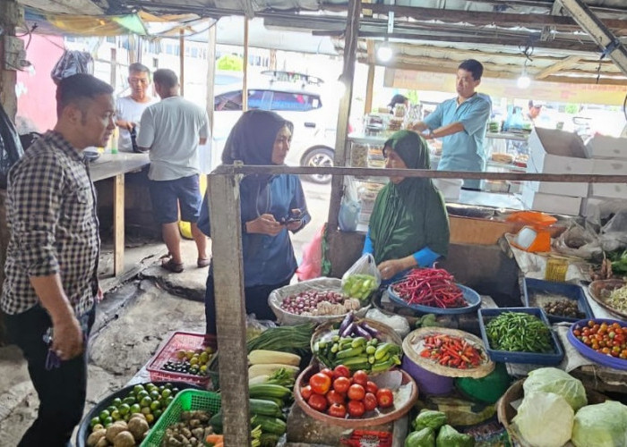 Harga Cabai Masih 'Pedas', Indagsi Polda Sumsel Turun Gunung ke Pasar Tradisional