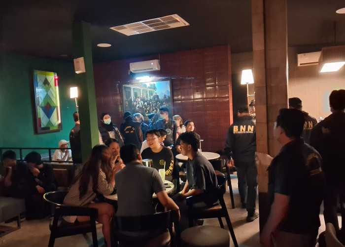 Razia 2 Lokasi THM di Kota Palembang, BNNP Sumsel Giring 6 Pengunjung Positif Narkoba