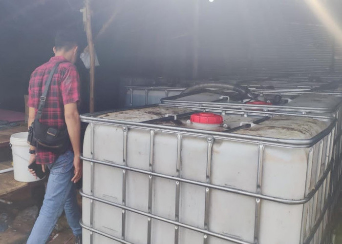 Pemilik dan Penjaga Gudang Penampungan BBM Ilegal di Rambutan Menghilang, Petugas Amankan 17 Baby Tank