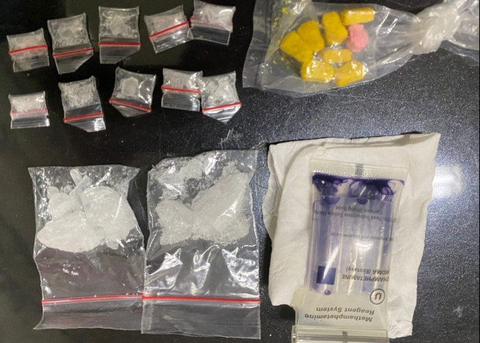 Pasar Baru Narkoba, Dua Petani di PALI Ditangkap, Polisi Sita Pil Ekstasi Logo Gorlla Kuning