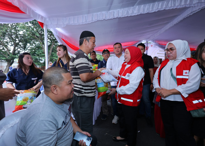 Cuaca Mendung Tak Menghalangi Semangat Warga Palembang untuk Donor Darah di Kambang Iwak