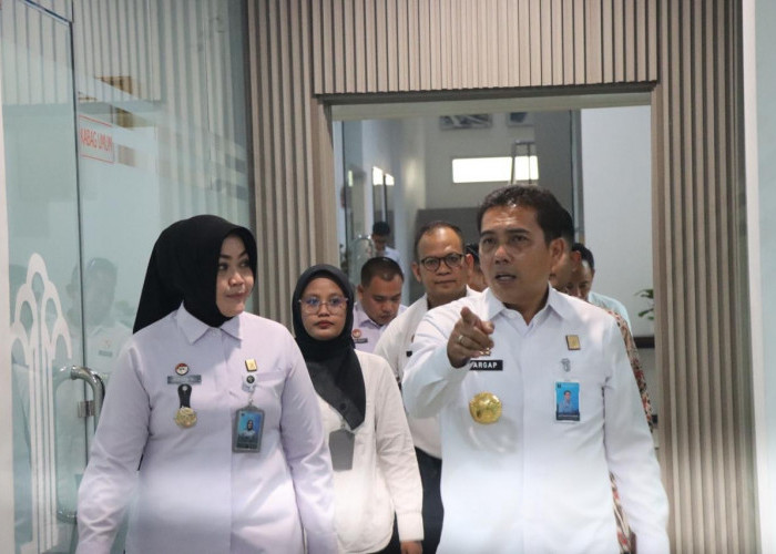 Awali Kepemimpinan, Kakanwil Budi Argap Situngkir Tinjau Kesiapan Fasilitas Layanan Kemenkum Sumsel