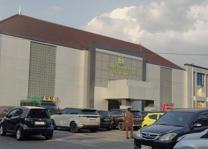 Penyidikan Korupsi Lampu Jalan Palembang Mulai Sentuh DPRD, Dua Legislator Diperiksa Kejari