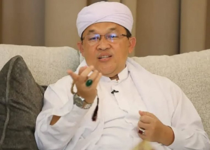 Sosok Ketua PWNU Sumsel 2025-2030 KH Hendra Zainuddin, Cek Begini Perjalanan Inspiratif Mursyid TQN Ini 
