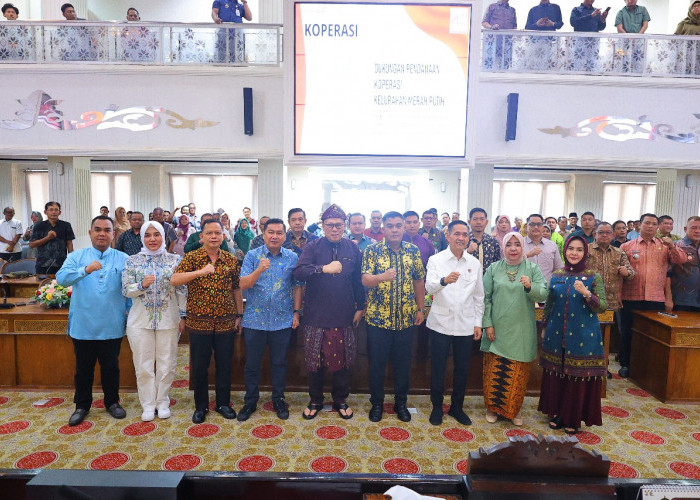 Wali Kota Palembang Ratu Dewa Sosialisasikan Permendagri Koperasi Merah Putih, Demi Sukseskan PSN