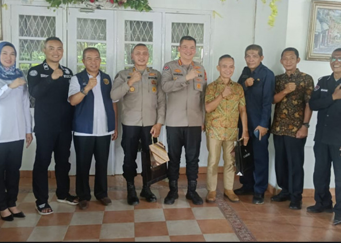 Bidhumas Polda Sumsel Lepas Anggota Purna Tugas dan Berangkat Dik SIP Dengan Penghargaan Khidmat