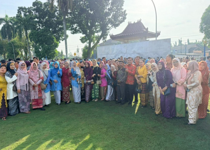 Peringati Hari Kartini, ASN OKI Kenakan Kebaya dan Baju Batik