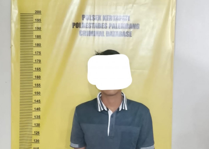Utang Rp15 Juta Tak Kunjung Dibayar, Pria di Palembang Habisi Nyawa Temannya, Diserahkan Keluarga ke Polisi 