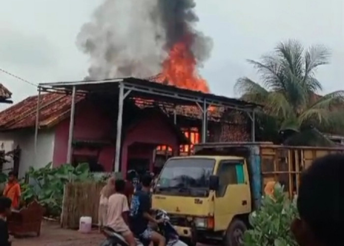 1 Unit Rumah di Ogan Ilir Terbakar, Uang Rp 30 Juta untuk Persiapan Berangkat Umroh Ikut Ludes