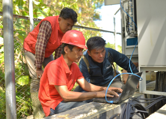 Jaga Konektivitas Warga di Huntara, Telkomsel Perkuat Akses Internet