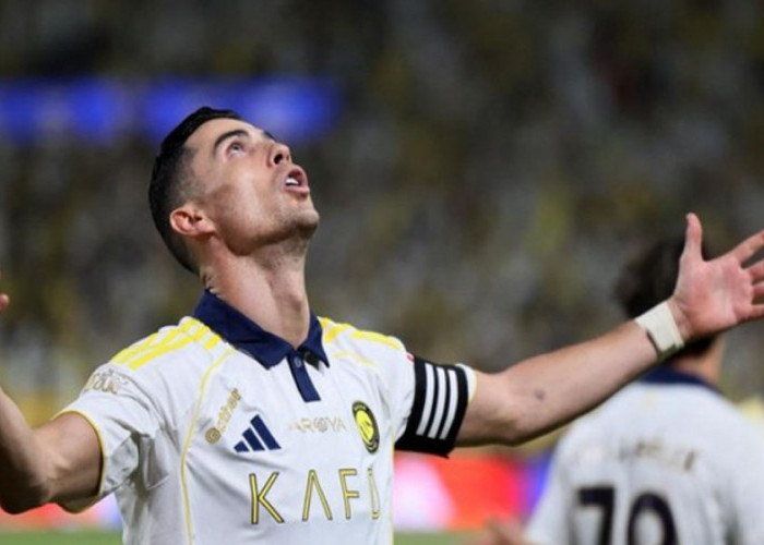 Ronaldo Bawa Al Nassr Juara Liga Arab Saudi
