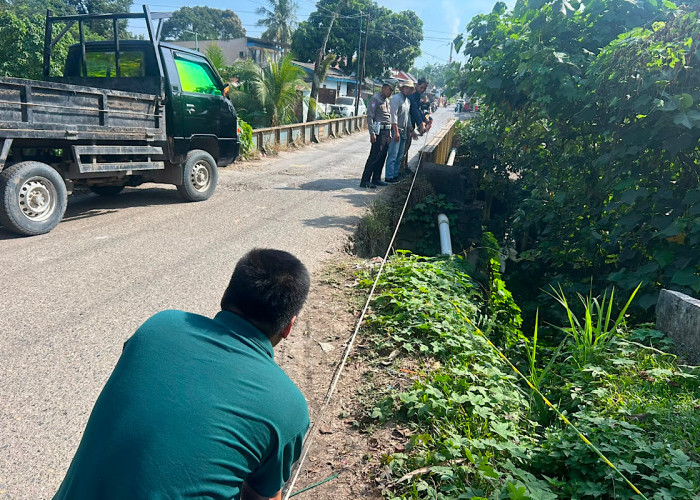 Gerak Cepat Satlantas Polres Muara Enim Tindak Lanjuti Kerusakan Jembatan Lingga 2 