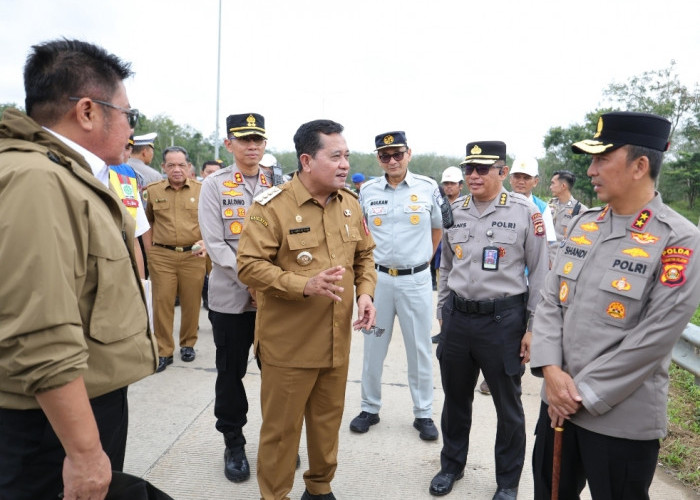 Kapolda Sumsel Irjen Pol Sandi Nugroho Tinjau Tol Kapal Betung, Pastikan Kesiapan Arus Mudik