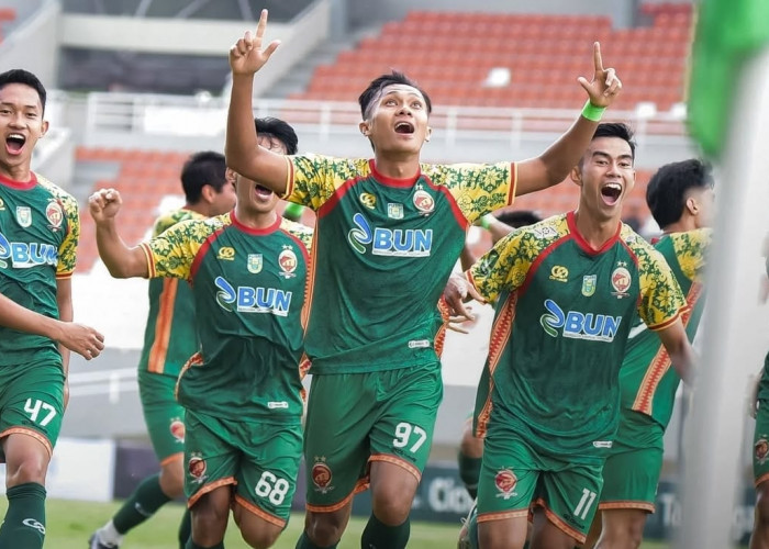 Sujud Syukur 13 Pemain Sriwijaya FC Unggul 2-0 Atas Tamunya FC Bekasi City Babak Pertama di Stadion Jakabaring