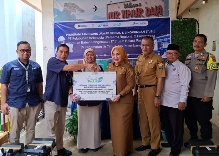 Pelindo Regional 2 Palembang Salurkan Bantuan Pengecatan untuk 17 Pos Kamling di Ilir Timur II