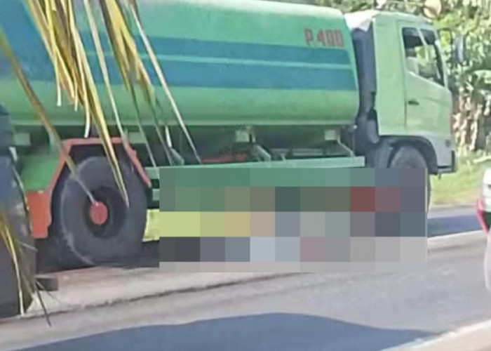 Jalintim Palembang-Betung Bergelombang, Pengendara Motor Tewas Ditabrak Truk dari Belakang