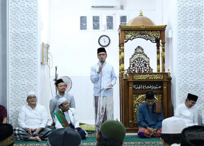 Ajak Masyarakat Makmurkan 1.990 Masjid-Musala di Palembang, Begini Pesan Ratu Dewa