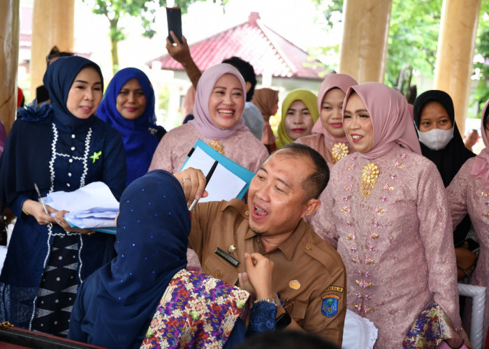 Lomba Suami Rias Istri Warnai Peringatan Hari Ibu di OKI, Usung Tema Perempuan Berdaya Indonesia Maju