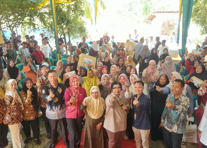 Irma Suryani Sosialisasikan Program Bangga Kencana di OKU Timur