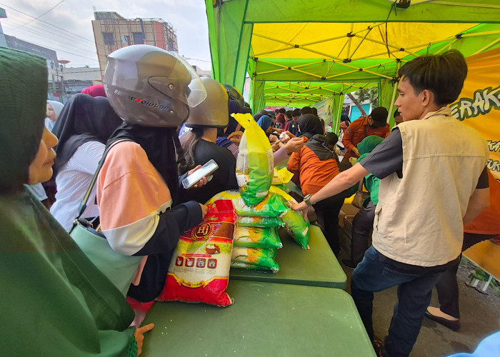Terminal Pasar Mambo II Diserbu Warga, Pemkab Gelar GPM dan OPM Beras Premium 