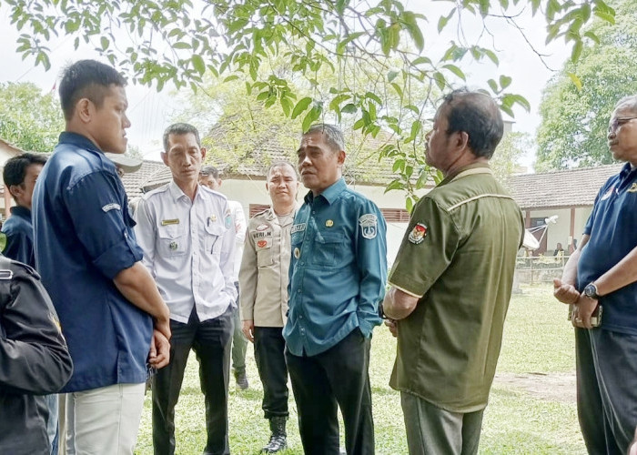 Wabup Ogan Ilir Monitoring Rekapitulasi Penghitungan Suara di PPK Tanjung Batu dan Payaraman