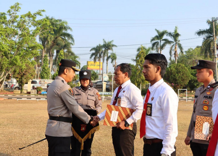 Berhasil Ungkap Kasus Menonjol, Kapolres Ogan Ilir Hadiahi 47 Personelnya dengan Penghargaan