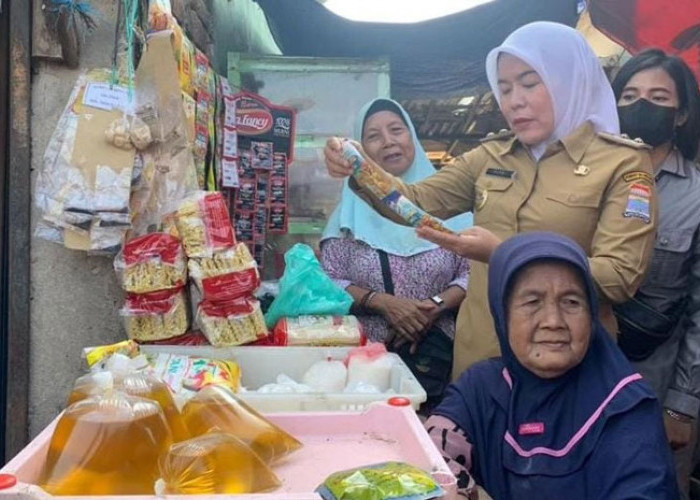 Wawako Palembang Lakukan Sidak Bahan Makanan di Pasar Tradisional, Hasilnya?