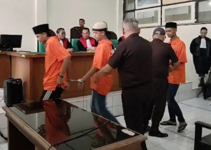 Sering Ikut Tawuran hingga Sebabkan Hilangnya Satu Nyawa, 3 Pelaku Tawuran Dituntut 12 Tahun Penjara