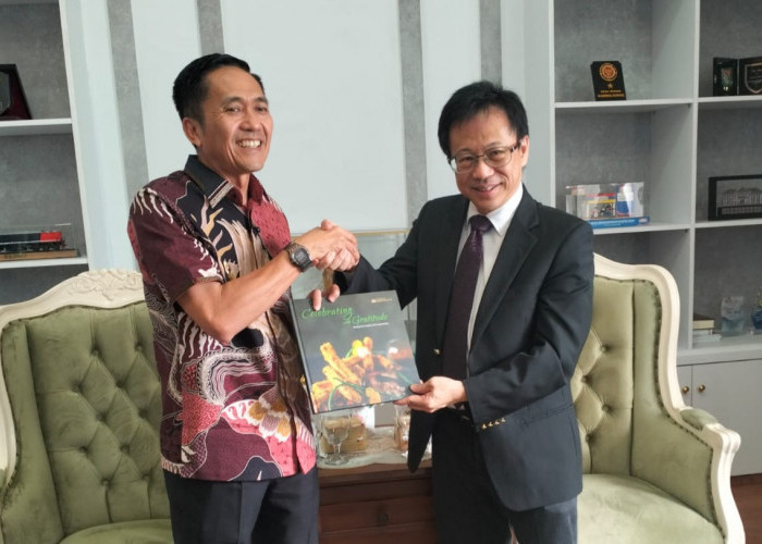 Rute Penerbangan Palembang–Singapura Dibuka Kembali, Ratu Dewa: Peluang Bisnis dan Investasi Terbuka