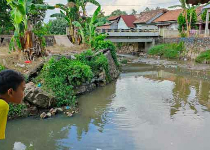 Masyarakat Kelurahan Majasari Kecewa, Sungai Tak Kunjung Normalisasi