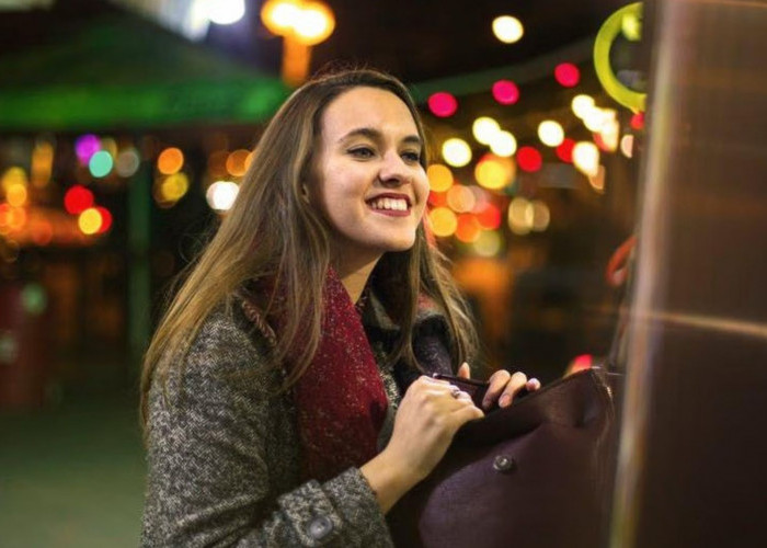 Ramalan Zodiak Malam Ini: 4 Tanda Bintang Diprediksi Paling Beruntung dan Penuh Cinta, Sagitarius Bersinar