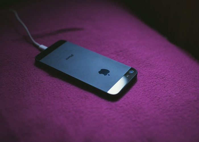 5 Cara Agar iPhone Tidak Boros Baterai