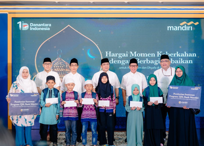 Berbagi dengan Masyarakat Palembang, Bank Mandiri Gelar Buka Puasa dan Berikan Santunan kepada Anak Yatim