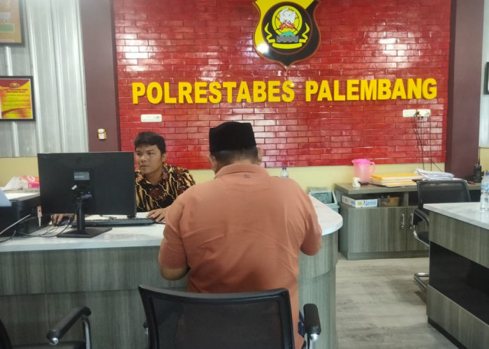 Bermula Saling Pandang Saat Berpapasan, Pemuda di Palembang Ditusuk Dua Lobang di Pinggang 