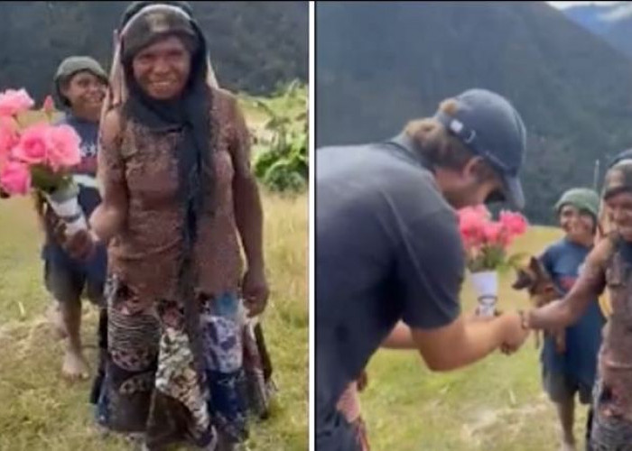 TANDA CINTA! Mamak Papua Kasih Bunga Pilot Susi Air, Bukti Cinta Demi NKRI dan Perdamaian Abadi di Bumi Papua 