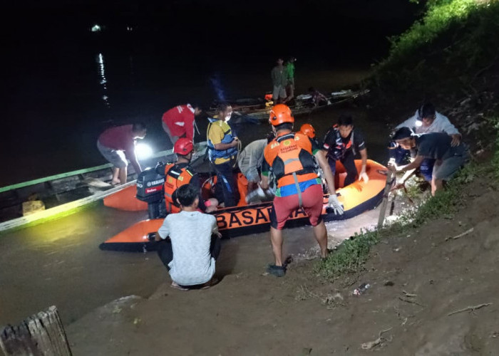 Tim SAR Gabungan Temukan Balita yang Tenggelam di Sungai saat Bermain Mobil-Mobilan, Begini Kondisinya 