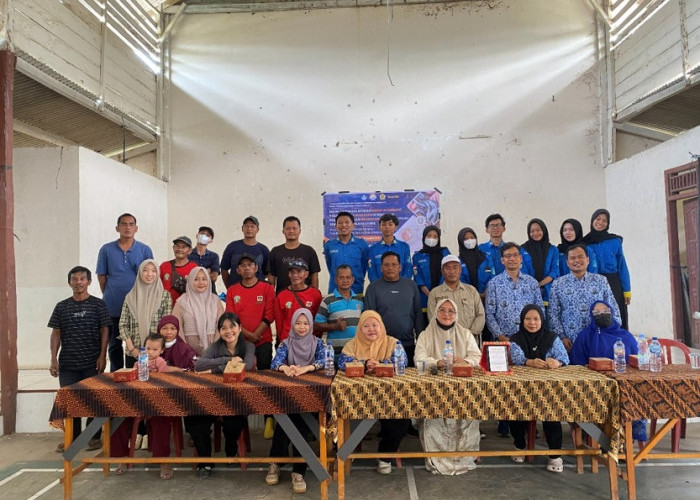 Teknologi Pengelolaan Kualitas Air dan Digital Marketing Usaha Budidaya Ikan di Desa Pulau Semambu
