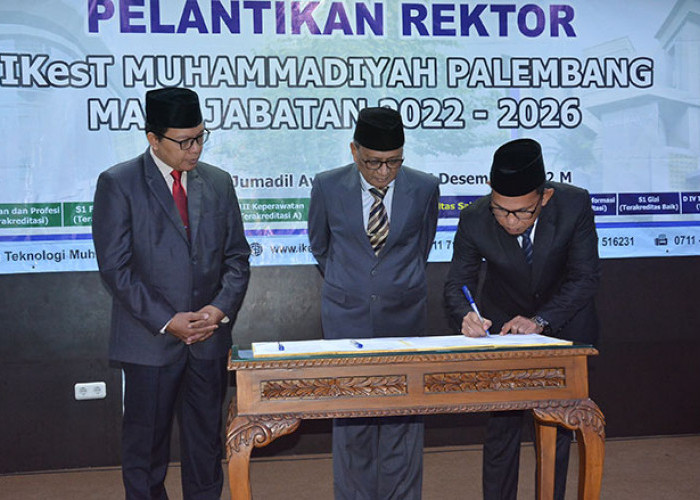 Pelantikan Rektor IkesT Muhammadiyah Palembang Periode 2022-2023