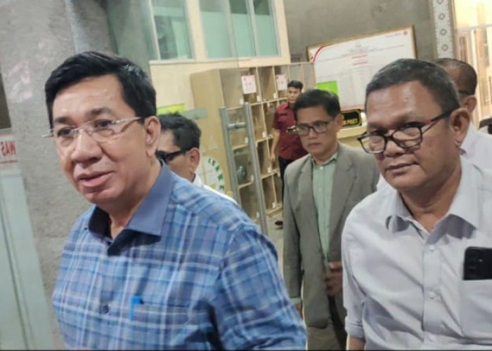  Mantan Kadis Perkim Sumsel Irit Bicara Usai Diperiksa 8 Jam Terkait Korupsi Pasar Cinde Palembang