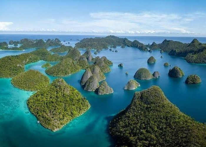 Disebut Surga Dunia! 10 Tempat Wisata di Indonesia Ini Wajib Dikunjungi