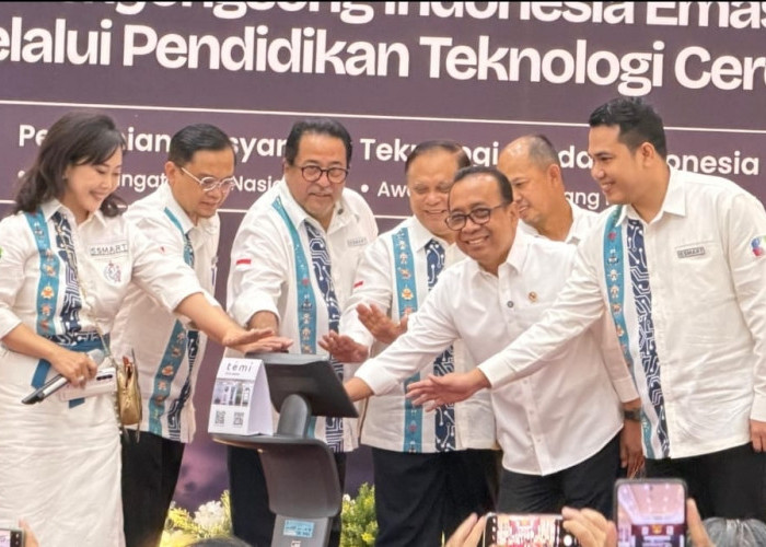 Peluncuran IS-SMART,  Dua Profesor UBD Duduki Posisi Strategis dalam Organisasi Teknologi Nasional Ini