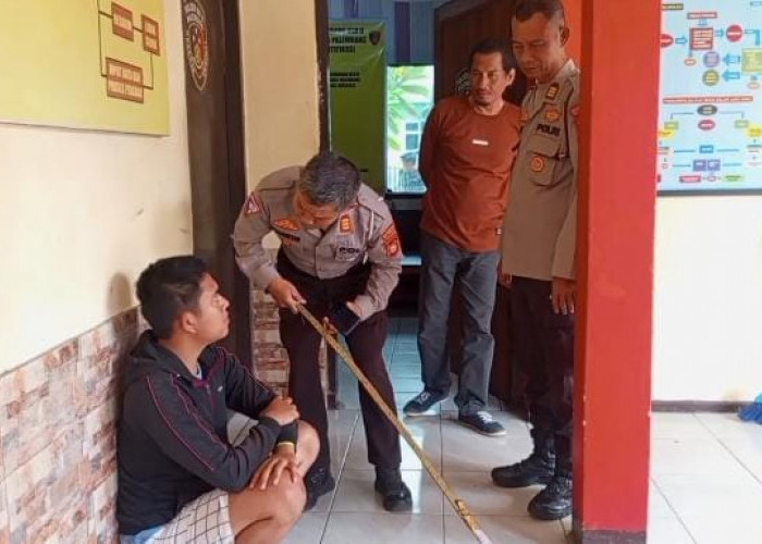 Bawa Celurit Panjang Diduga Hendak COD Tawuran, Seorang Remaja di Palembang Diamankan Petugas 