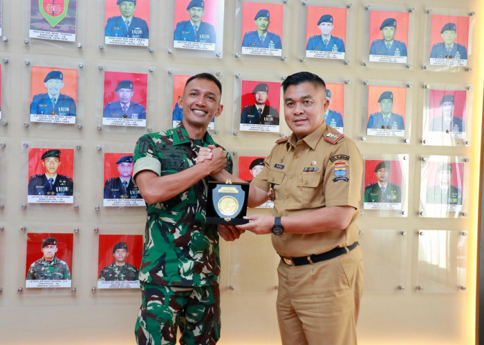 Siswa Bermasalah Digodok di Yonif 200 Riader, Sekda Palembang Aprizal: Agar Karakter Lebih Kuat