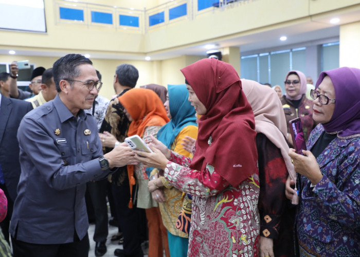 Pengurus Dewan Pendidikan Kota Palembang Resmi Dilantik, Pj Walikota Ratu Dewa Sampaikan Ini