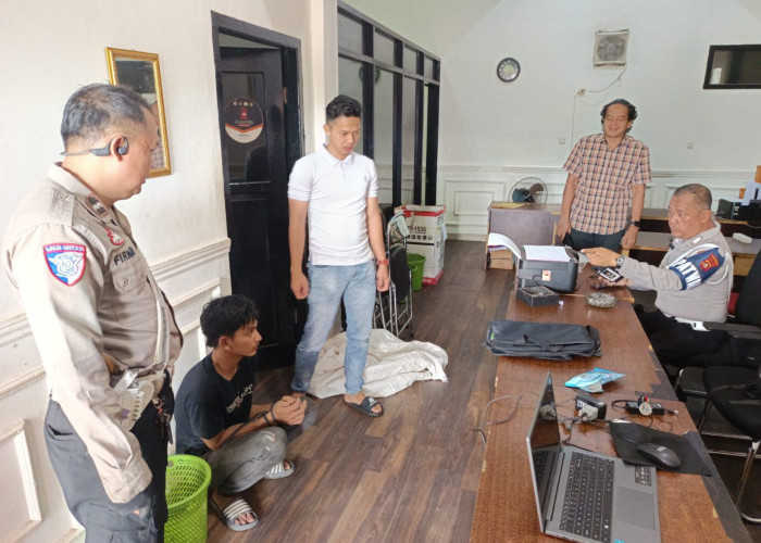 Personel Satlantas Polres Banyuasin Pergoki Pelaku Pencurian saat Potong Besi di Gudang Kosong