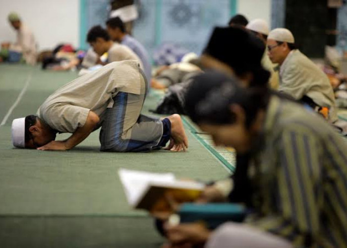 Cara Mendapatkan Malam Lailatul Qadar di Bulan Ramadan, Berikut 5 Amalan yang Dianjurkan Nabi Muhammad SAW