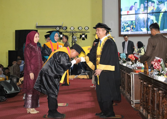 Universitas Sriwijaya Lepas 1.885 Sarjana Baru di Wisuda Perdana Tahun 2025, Rektor Sebut Gelaran Istimewa