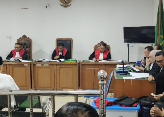 Alex Noerdin Ajukan Eksepsi: Dakwaan Dinilai Cacat Formil, Kabur, dan Wajib Dinyatakan Batal Demi Hukum