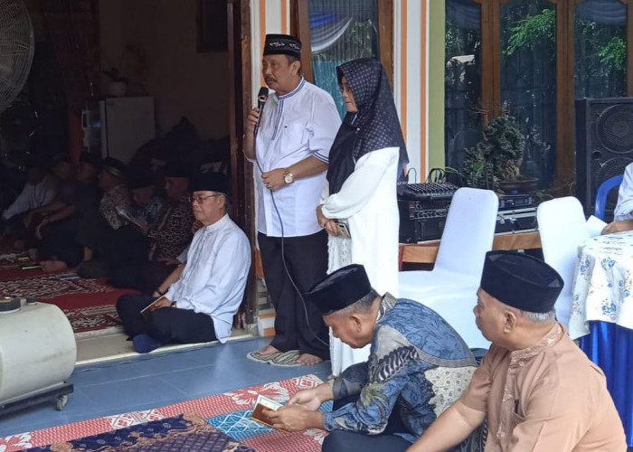 Menunggu 12 Tahun Berangkat Haji, Kepala Diskominfo Lahat Gelar Doa Syukuran dan Yasinan